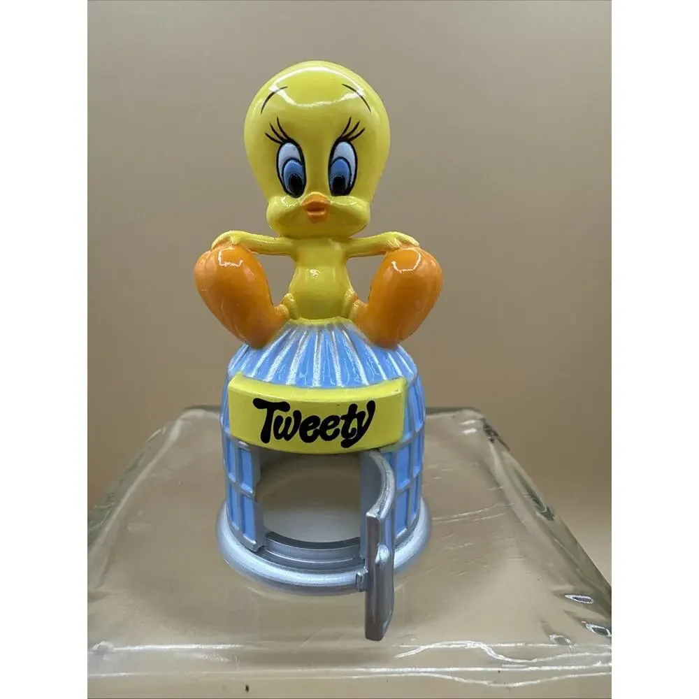1988 Superior Toy Looney Tunes Tweety Bird 3.25